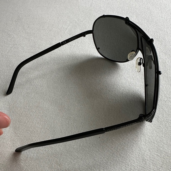 Valentino Garavani Black Aviator Sunglasses main image 16